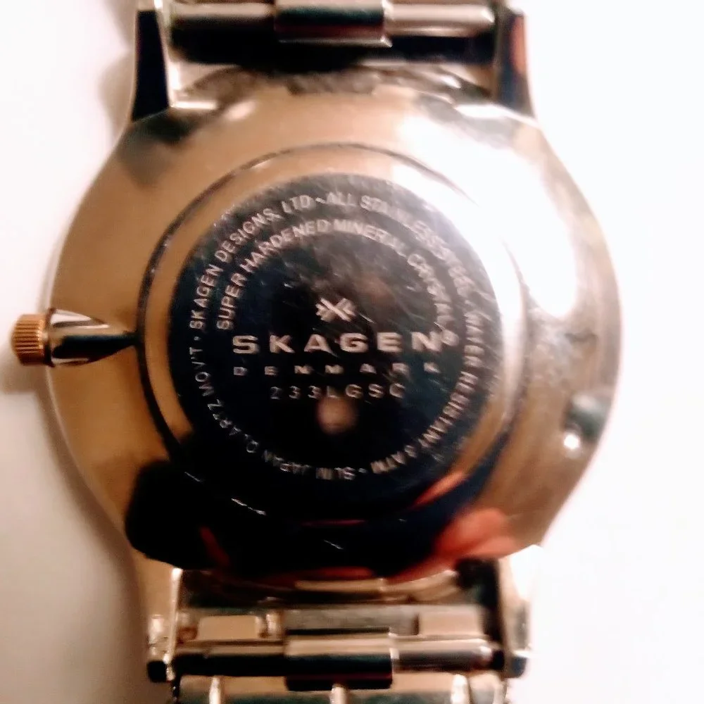 Skagen Denmark 233 LGSC  Used - Picture 3 of 6